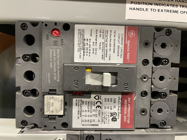 1600 Amps, General Electric #Spectra-Series, switchboard 480 Volts 3 phase 3 wire, new surplus - Image 4
