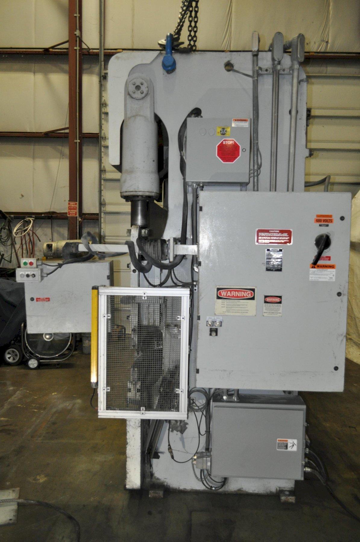 100 Ton, Pacific #J100-12II, hydraulic press brake, 12' overall, 126" between housing, 8" stroke, 7" throat - Image 5