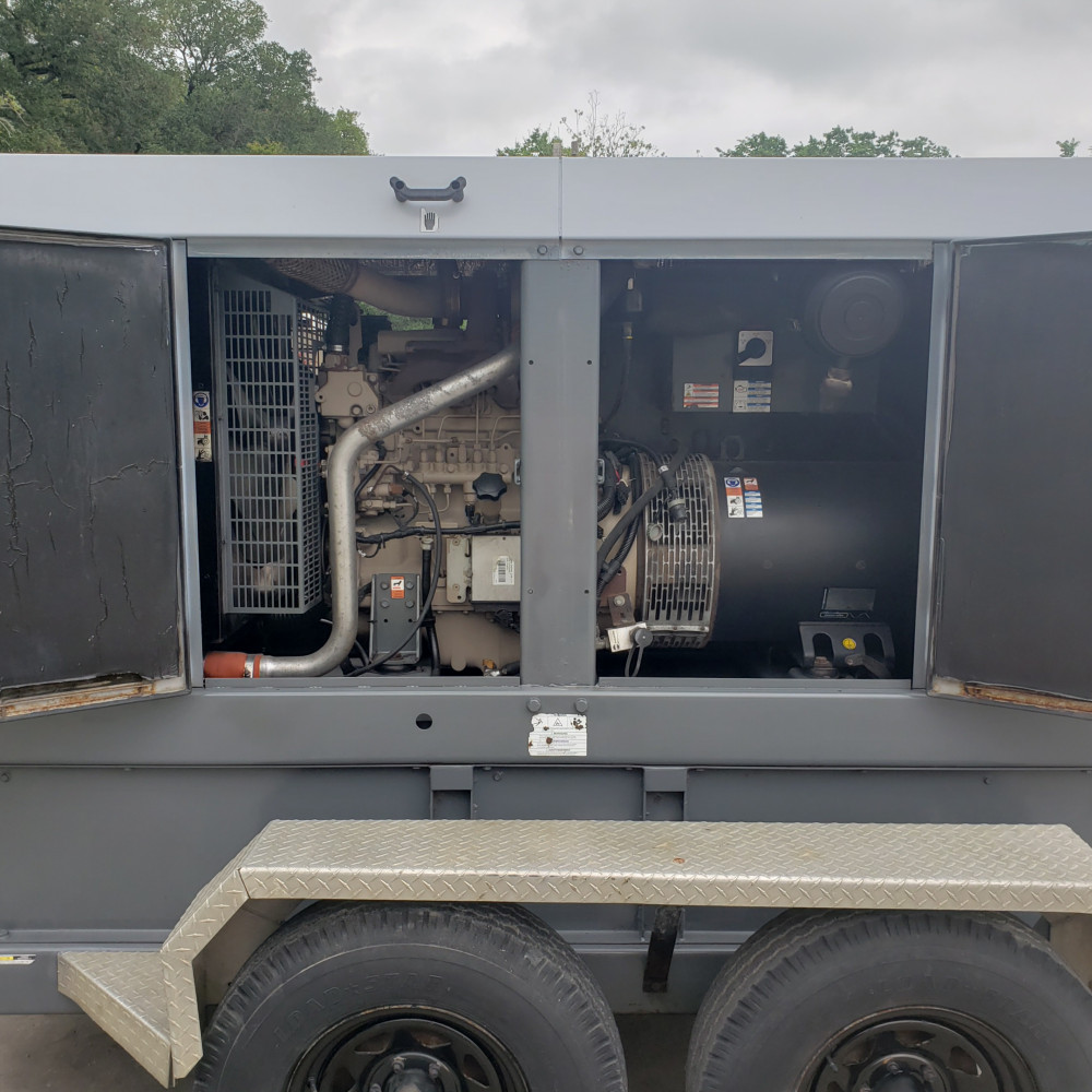 96 KW Wacker Neuson #G120, diesel, sound attenuated enclosure, 240/480 Volts, 20764 hours - Image 3