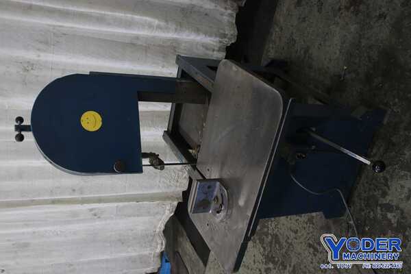 8-3/4" x 8-1/2" Roll-In, vertical band saw, 9' x 3/4" blade, 30" x 18-1/2" table, 3/4 HP - Image 9