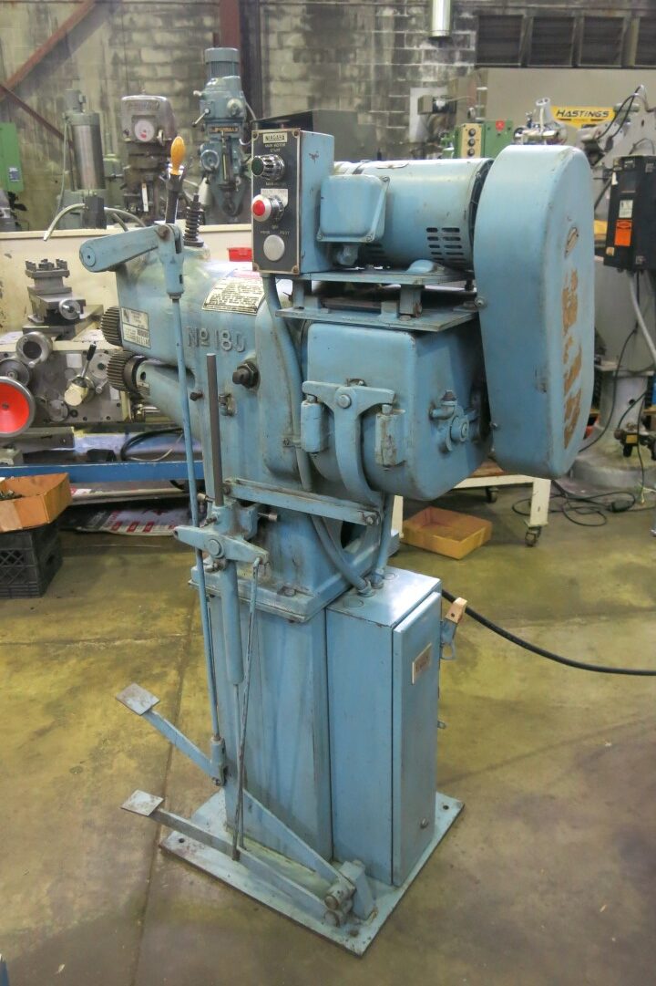 16 gauge Niagara #180, Rotary Crimping & Beading Machine, 6"-18" circle cutting diameter - Image 3