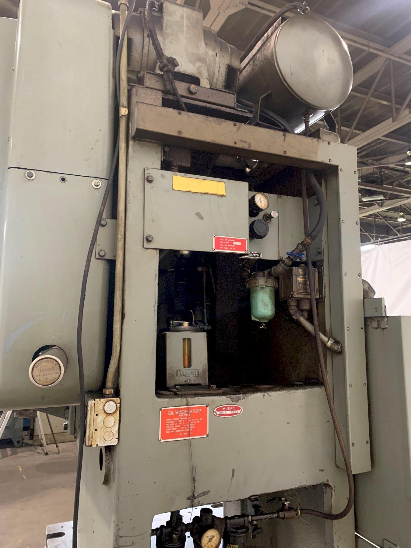 60 Ton, Bliss #C-60, OBI Press, 4" stroke, 14-1/4" Shut Height, 3" adj., 32" x21" bed, S/N H-64987,1972 - Image 9