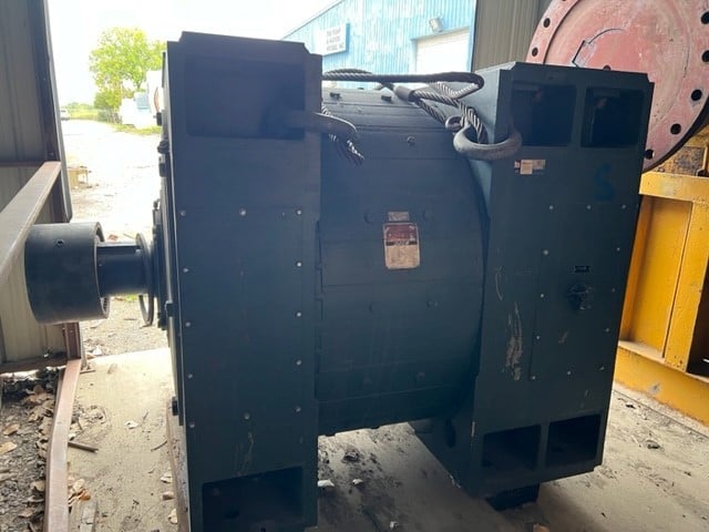 3000 HP 1150/1250 RPM Reliance, Frame B1403AT, Compensated Winding, TEDC (blower included), BB, 750 VA, 240 FV - Image 3