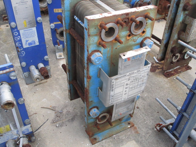 67 sq.ft., APV, 55 plates, 8" W x 22" L plates, 145 psi, 300°F, 1994 - Image 5
