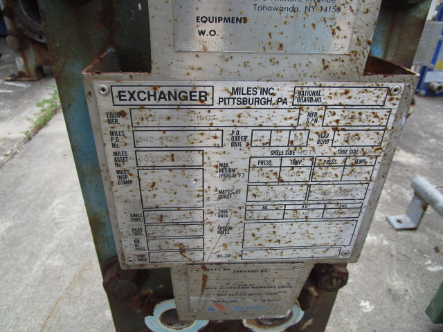 13 sq.ft., APV, 11 plates, 8" W x 22" L plates, 145 psi, 300°F, 1.5" plate pack thickness, 1994 - Image 7
