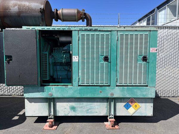 150 KW Cummins #DGFA-4476063, diesel generator set, sound attenuated enclosure, 120/208 Volts, upgraded - Image 2
