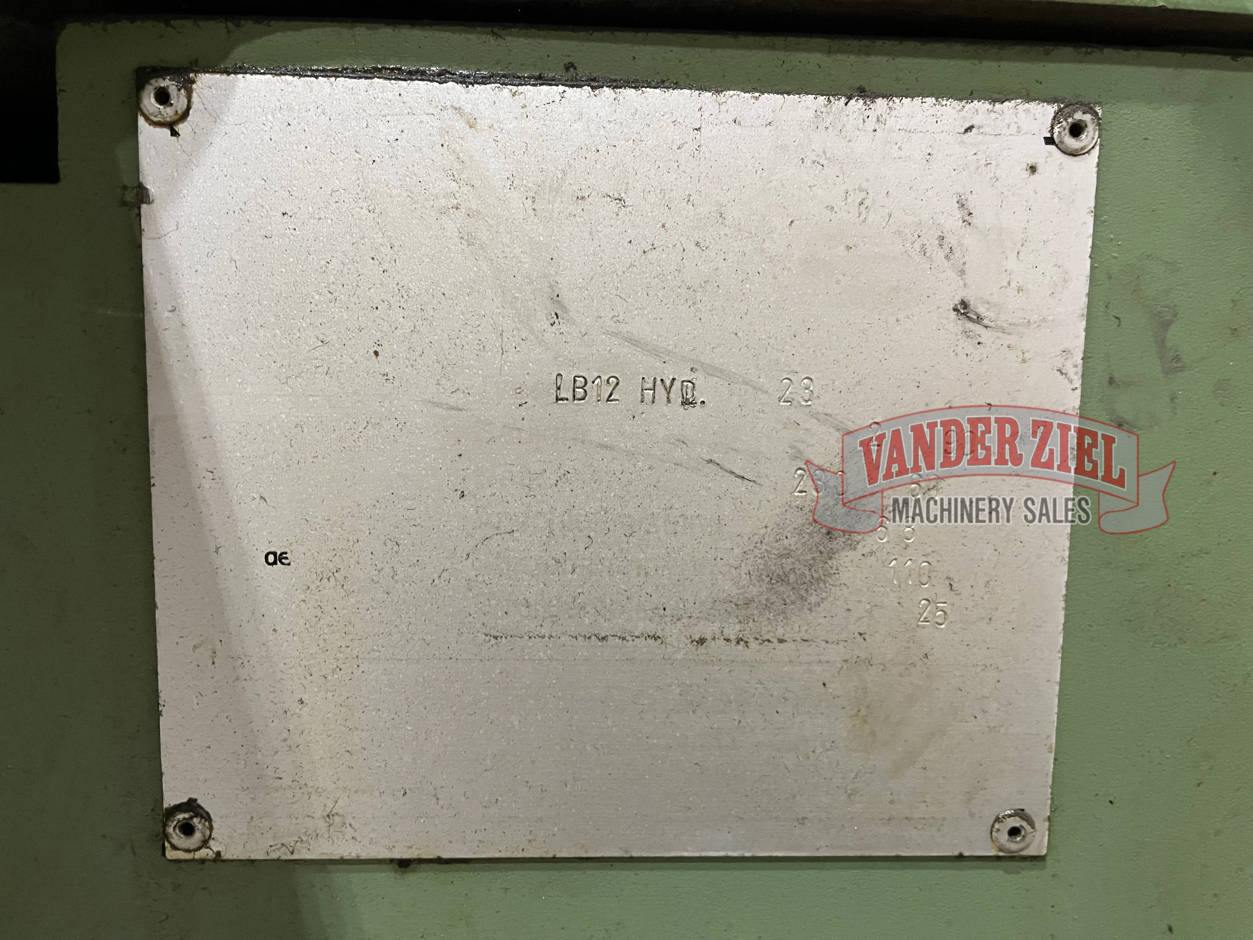 1/4" x 9" x 9" Boschert #LB12, fixed angle corner notcher, 90° fixed angle, 40 SPM, #16371 - Image 8