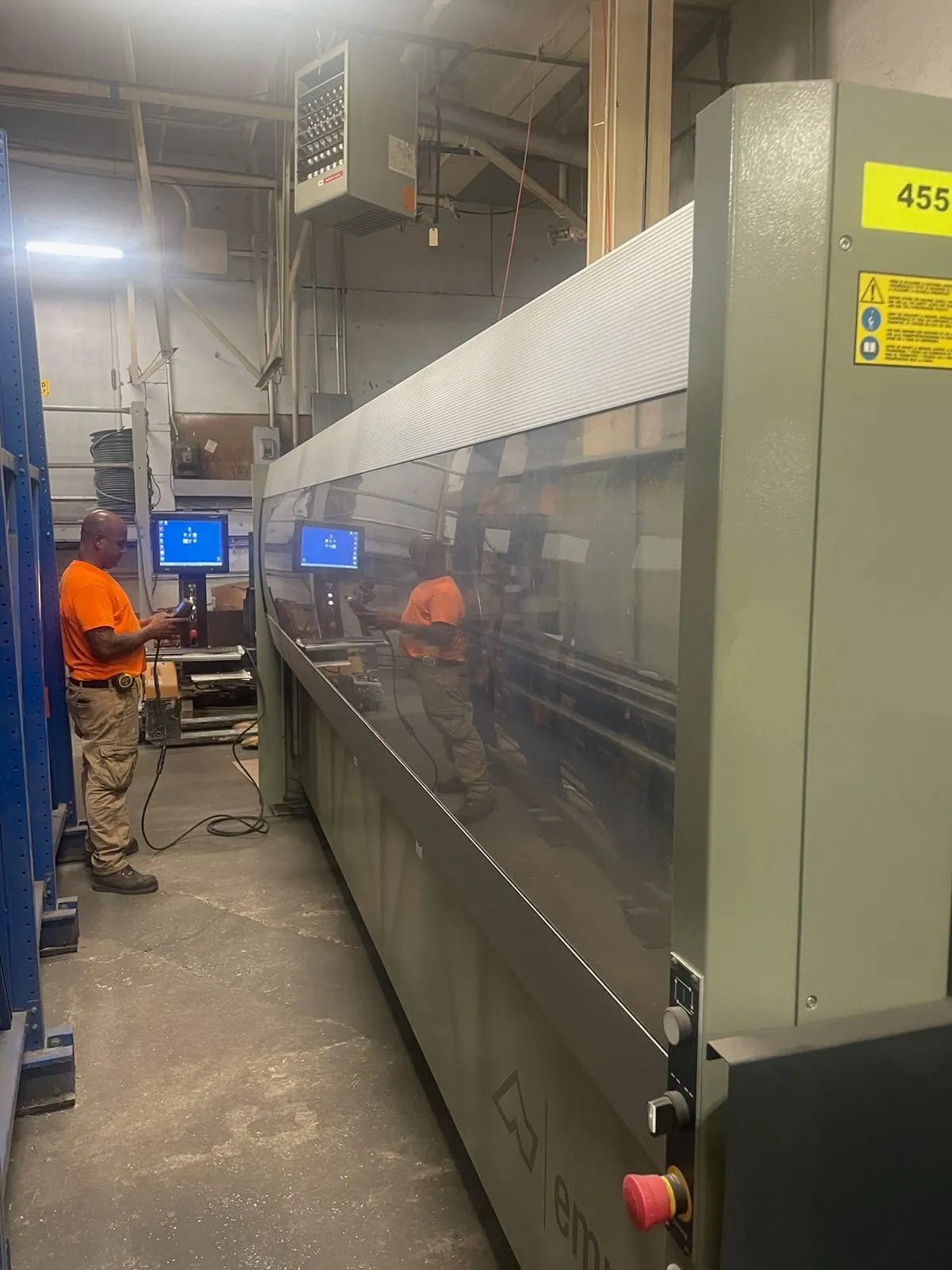Emmegi #Phantomatic-T3A, vertical machining center, 8 automatic tool changer, 169" X, 10.5" Y, 12" Z, 18000 - Image 1