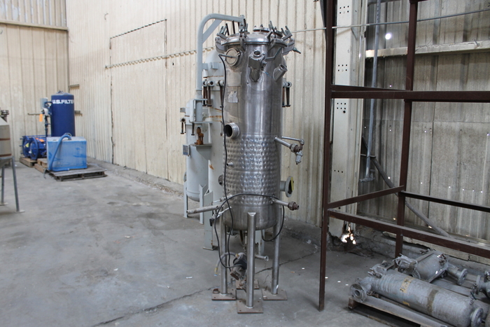 50 gallon Paul Mueller, Stainless Steel Vessel w/Jacket, 18" diameter x 4' 6" tall, 60 psi @ 100 F vessel, 75 - Image 4