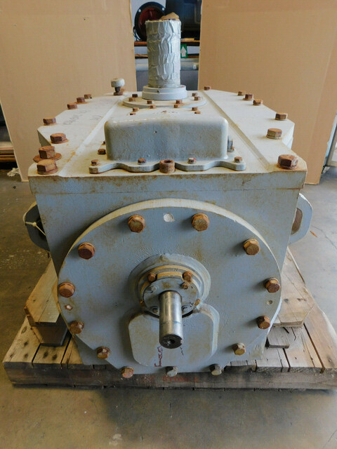 50 HP @ 1750 RPM, Falk #2100BXU3-A, Enclosed Gear Drive, 46 RPM output, 37.73 Ratio, 2.3 S.F., 33 gallons, 5" - Image 3