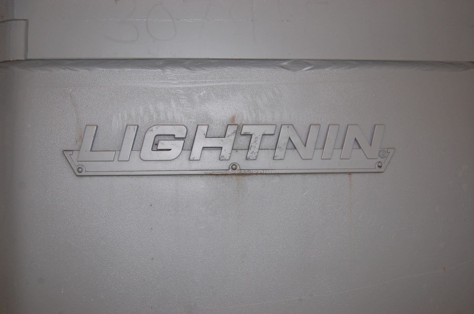 250 HP, Lightnin #805-SPDS, Worm Gear Gearbox, 348 RPM output, 5.11:1 Ratio, 2-3/4" input shaft, Rebuilt - Image 5