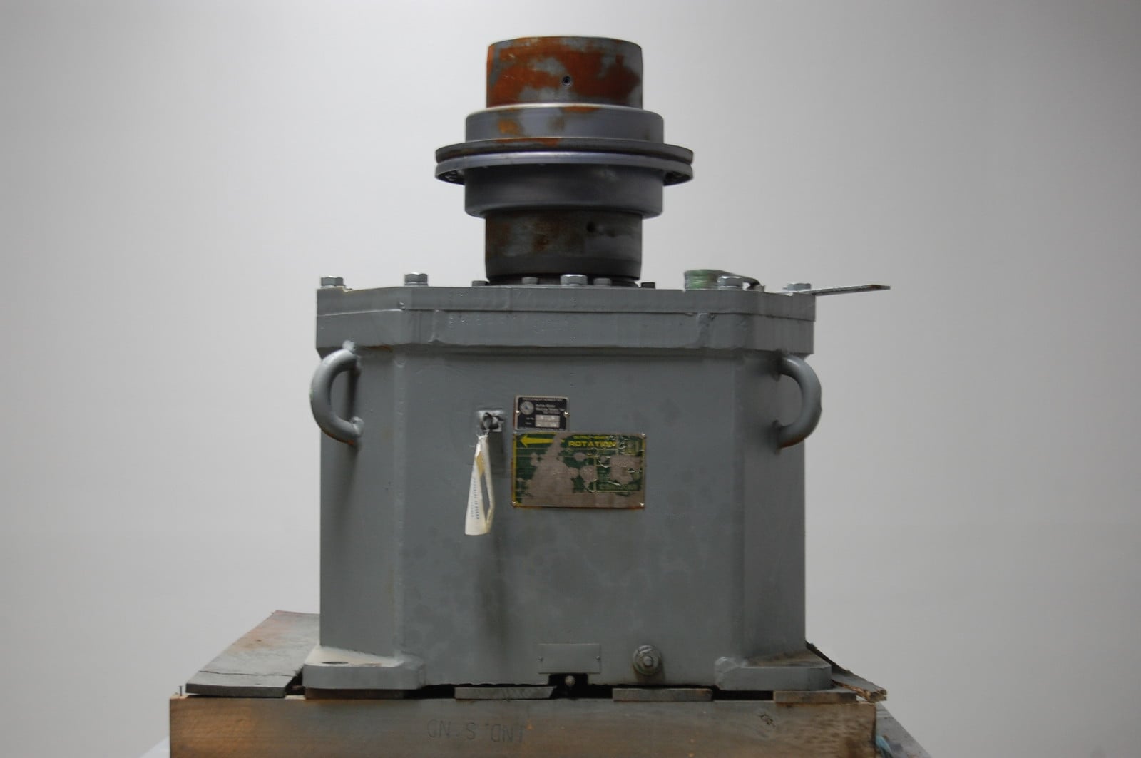 250 HP, Lightnin #805-SPDS, Worm Gear Gearbox, 348 RPM output, 5.11:1 Ratio, 2-3/4" input shaft, Rebuilt - Image 9