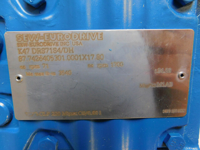 .33 HP @ 1700 RPM, Sew-Eurodrive #K47 DRS71S4/DH, Gear Reducer, 71 RPM output, 1.15 S.F., 230/460 V, 1-1/4" - Image 6