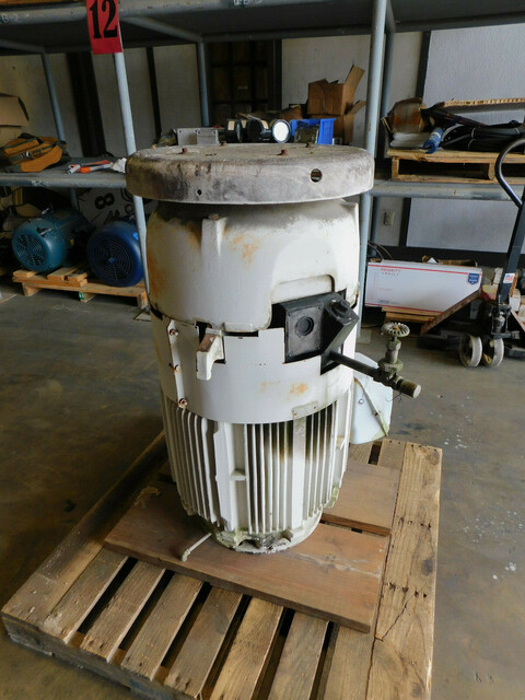 100 HP 3555 RPM Westinghouse TAFC, Frame 400VP, Vertical Motor, 460 Volts, 1 S.F., 3 phase, Used - Image 7