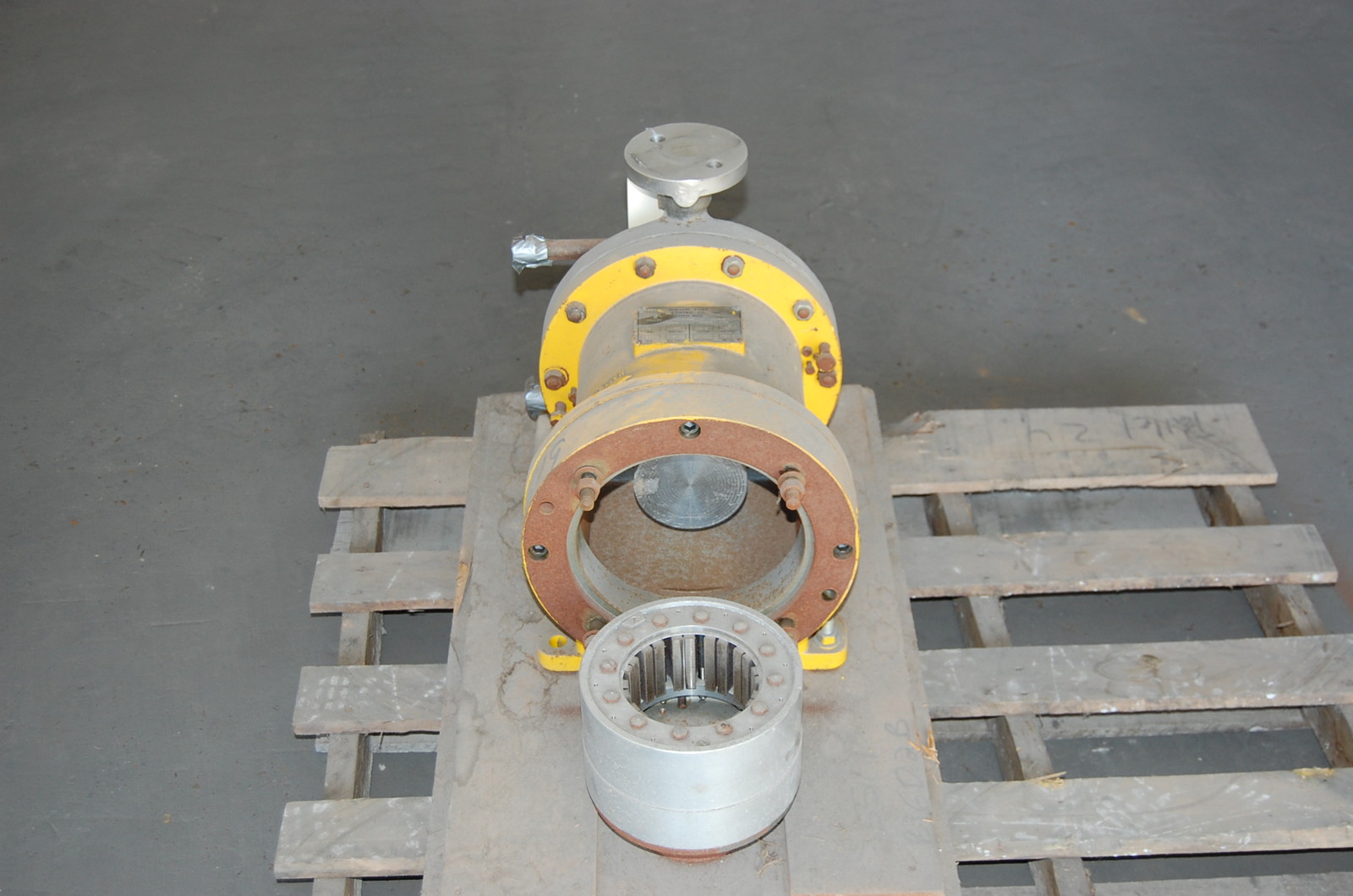 35 GPM @ 183' TDH, HMD #HCJ1DH, Magnetic Drive Pump, 7.5 HP, 150 psi, 3600 RPM, 7-1/2" diameter Impeller, Used - Image 3