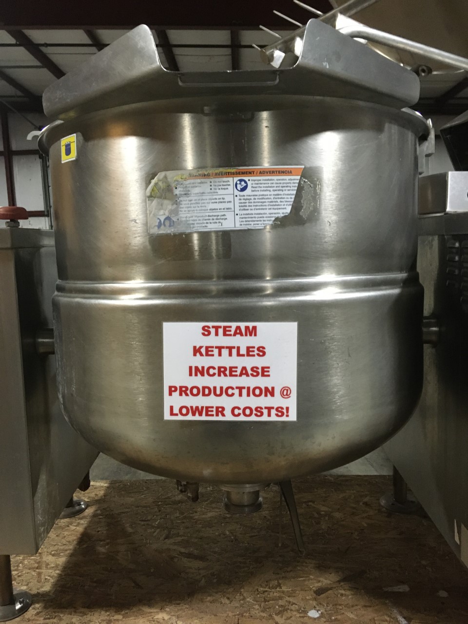 60 gallon Cleveland #MKDL-60-T, tilting cooker/mixer direct steam kettle, 316 Stainless Steel, 50 psi - Image 1