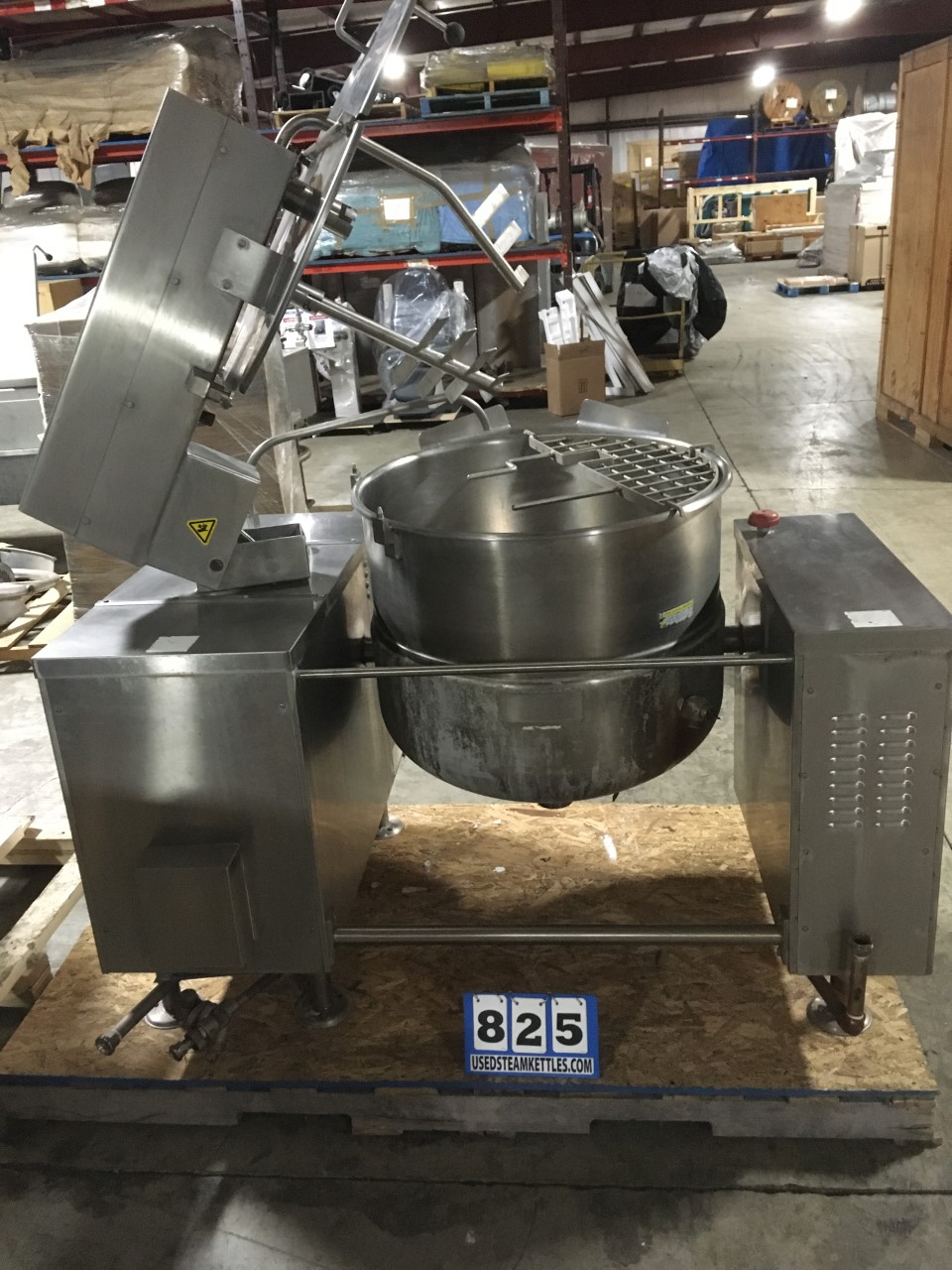 60 gallon Cleveland #MKDL-60-T, tilting cooker/mixer direct steam kettle, 316 Stainless Steel, 50 psi - Image 2