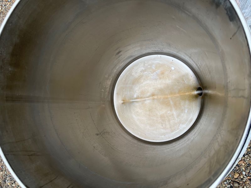 55 gallon Stainless Steel Drums w/Clamp on Lid and Bottom outlet, 22" diameter x 33" depth x 43" H, qty. 5 - Image 2