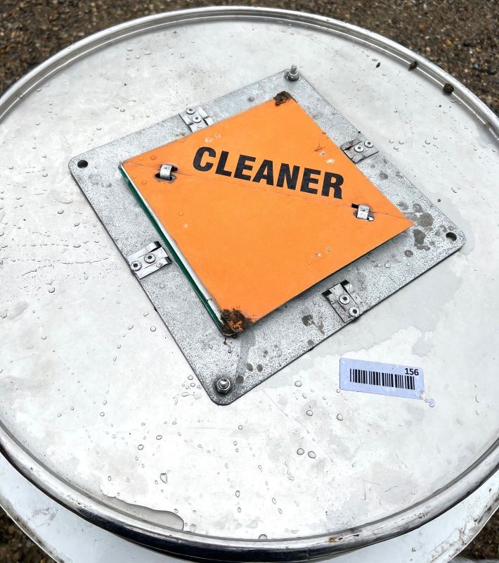 55 gallon Stainless Steel Drums w/Clamp on Lid and Bottom outlet, 22" diameter x 33" depth x 43" H, qty. 5 - Image 3