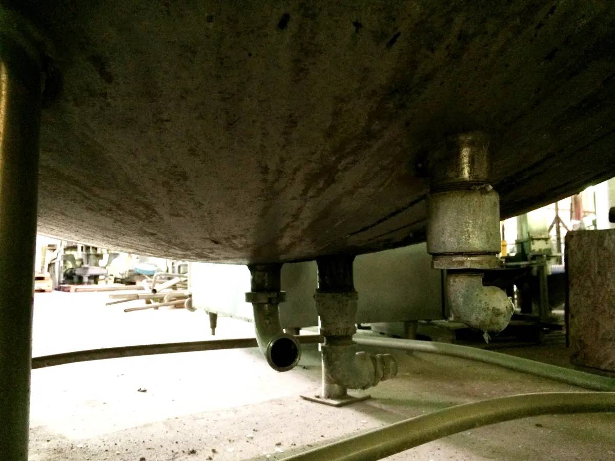 262 gallon FBN Metal Products #262-GAL-TK, Stainless Tank, 50" diameter x 36" deep, 20" diameter Manhole - Image 9