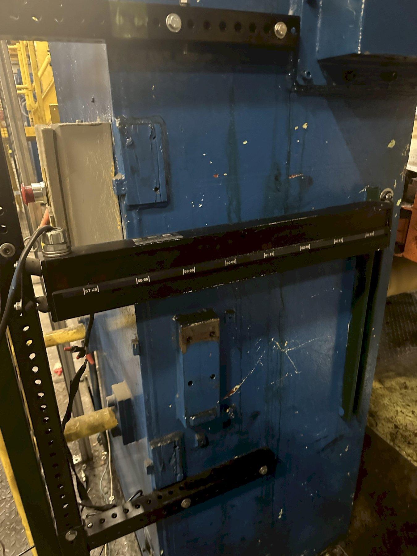 .090" x 72" Fukui, press blanking line, 400 ton, 70000 lb., servo feedline w/Hervoss leveler - Image 8