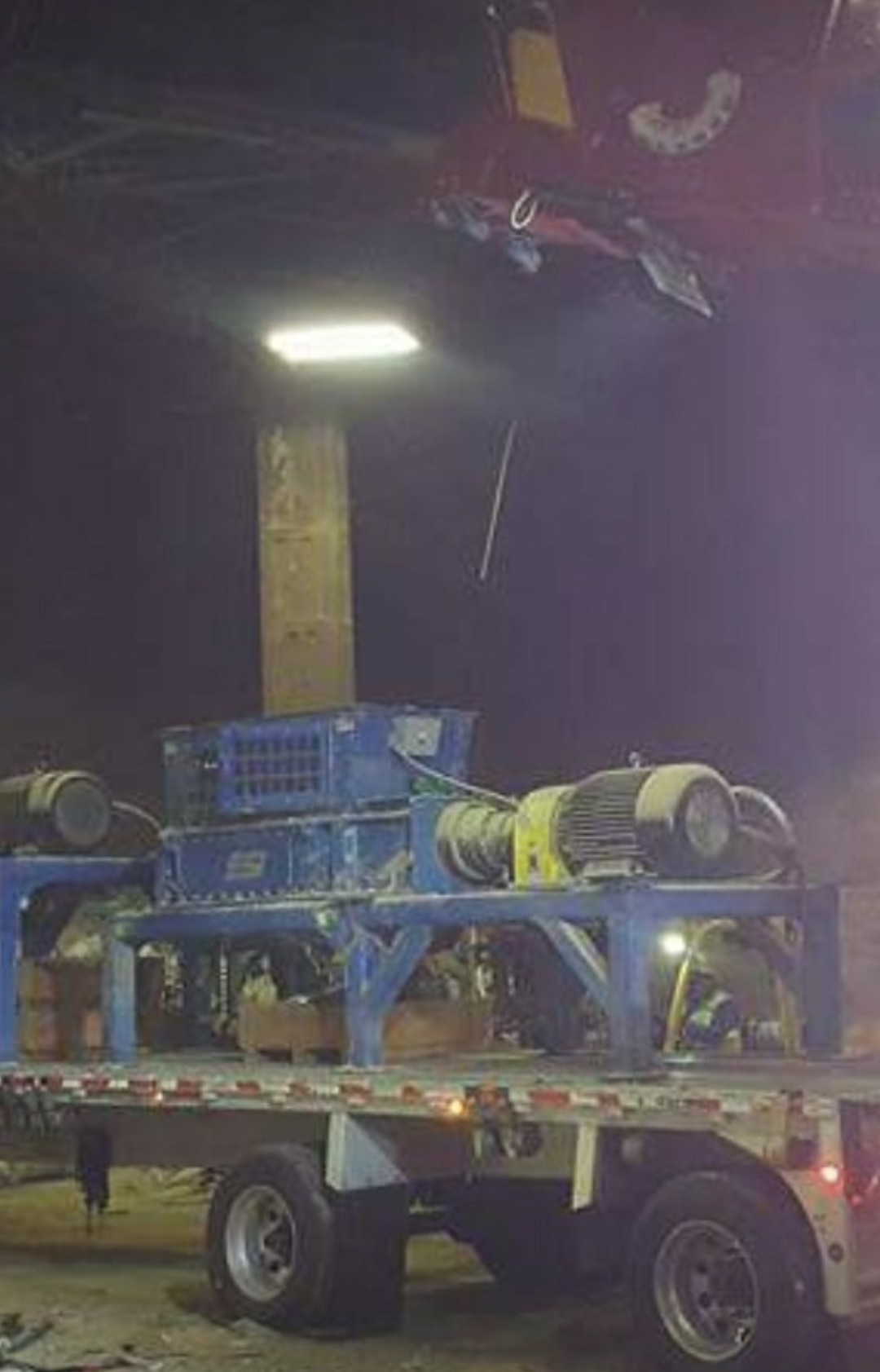 SSI #M85, shear shredder, 35" x52" cutting chamber, includes 40" x 25' discharge conveyor - Image 9