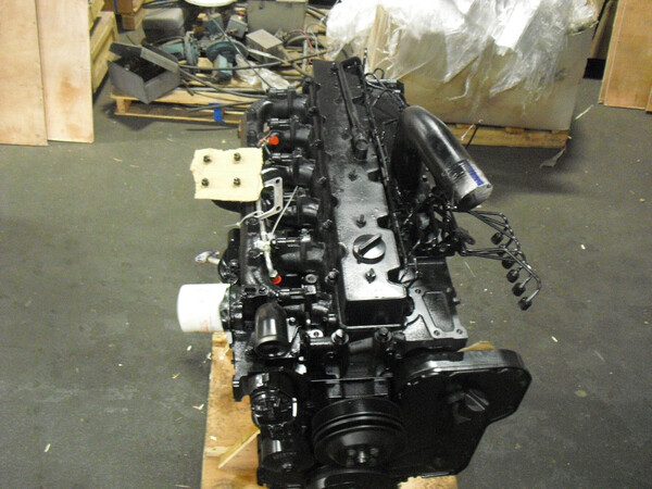 260 HP Cummins #6CT, 8.3 L extended long block engine - Image 2