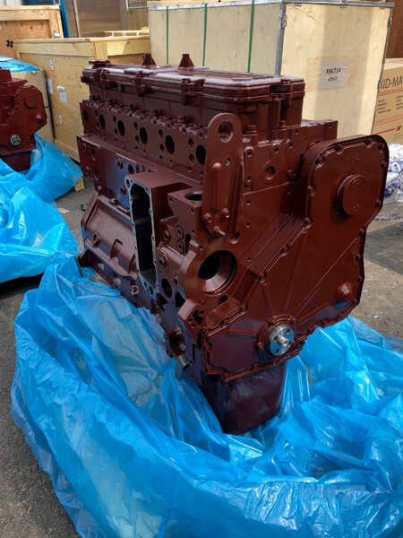 330 HP Cummins #ISC/QSC, (8.3 L) long block - CM850 - Image 3