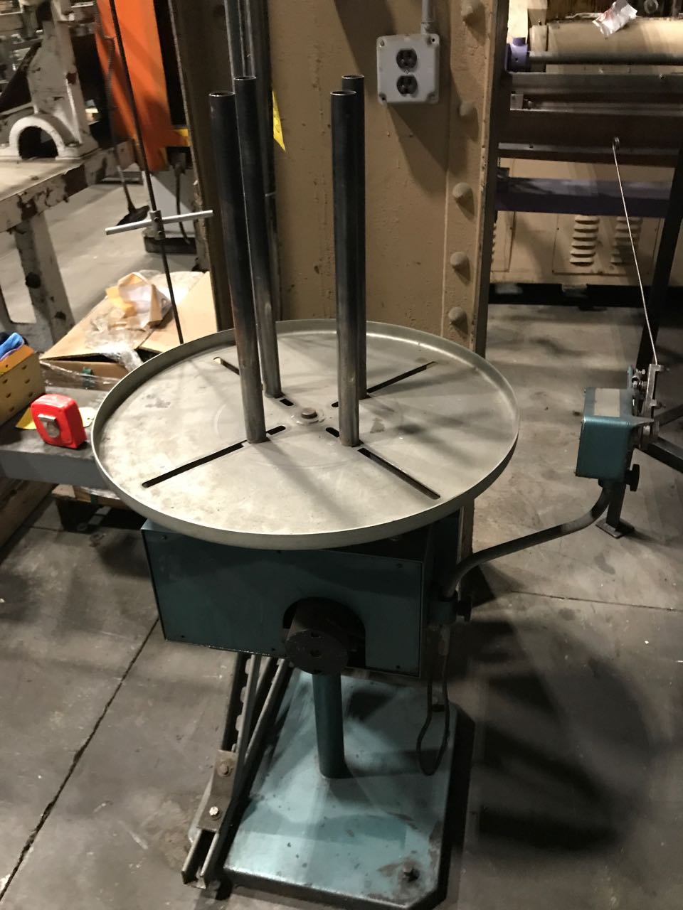 Coilmate #SR70E, powered payoff unit, 22" base diameter, AC motor & controls, 110 V. - Image 1