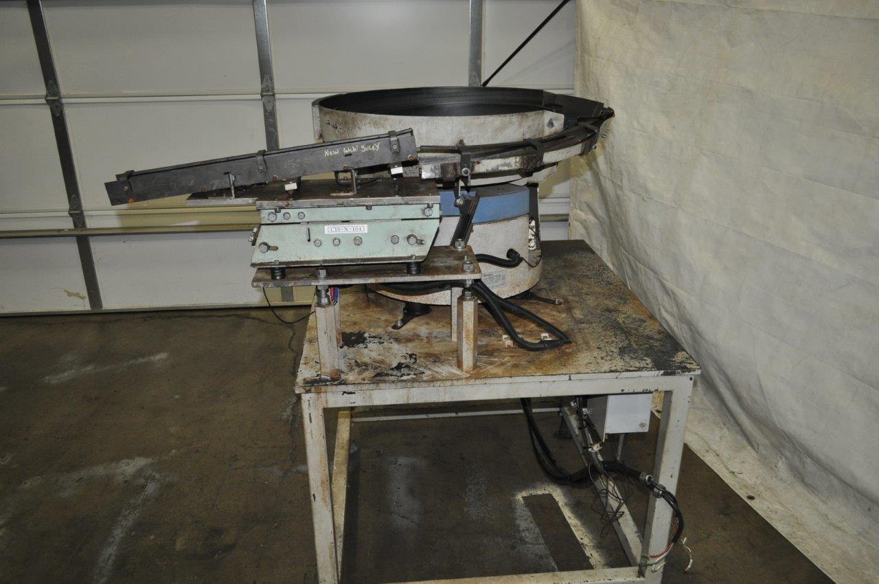 Shinko #LF-30/CIS-N-104, 30" vibratory bowl feeder, 1.5 amp, 220 V. - Image 4