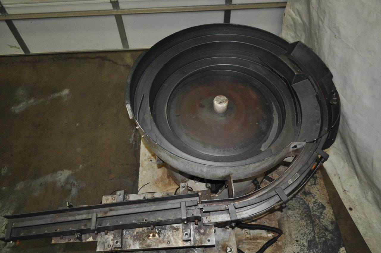 Shinko #LF-30/CIS-N-104, 30" vibratory bowl feeder, 1.5 amp, 220 V. - Image 6