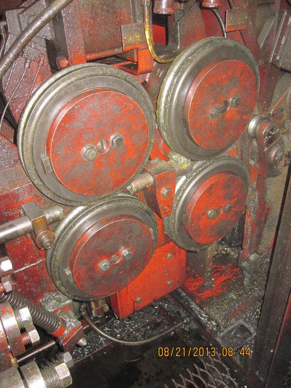 National #164, 4 die high speed nut former, 200 PPM, air clamping on feed rolls, 1988 - Image 5