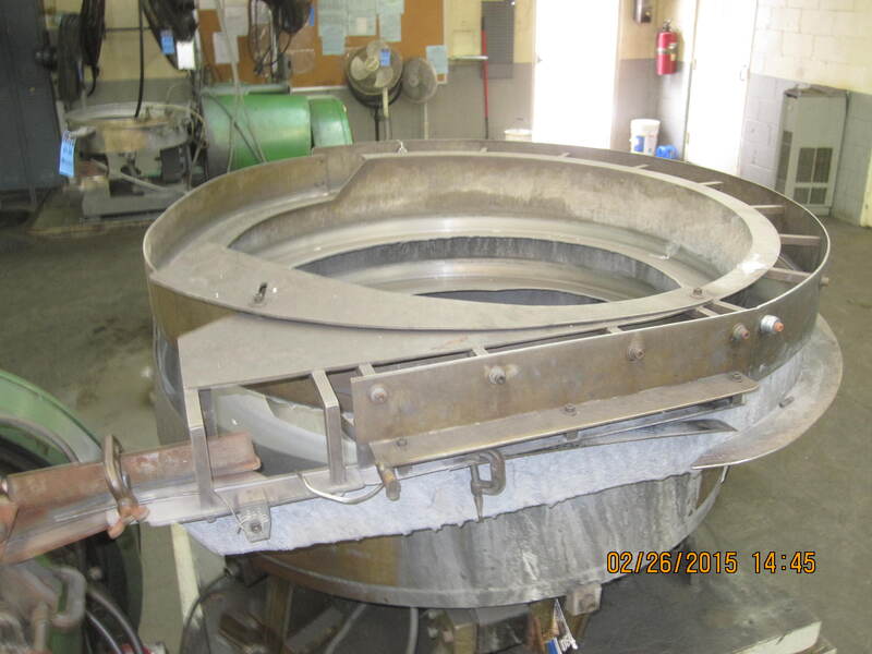 1/4" x 2" Waterbury-Farrel #10, automatic incline thread roller, 150 PPM, 36" vibratory bowl & stand - Image 4