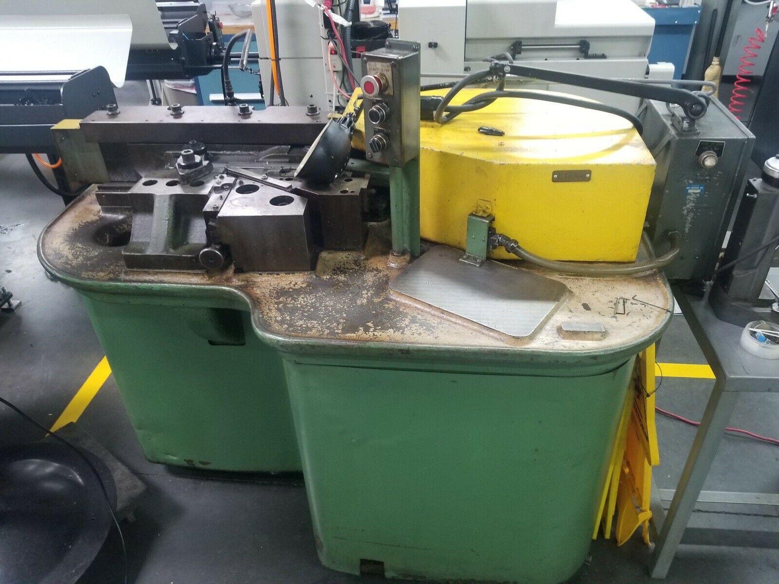 5/16" x 2" Hartford #312, hand feed thread roller, 5 HP, box of flat dies - Image 2