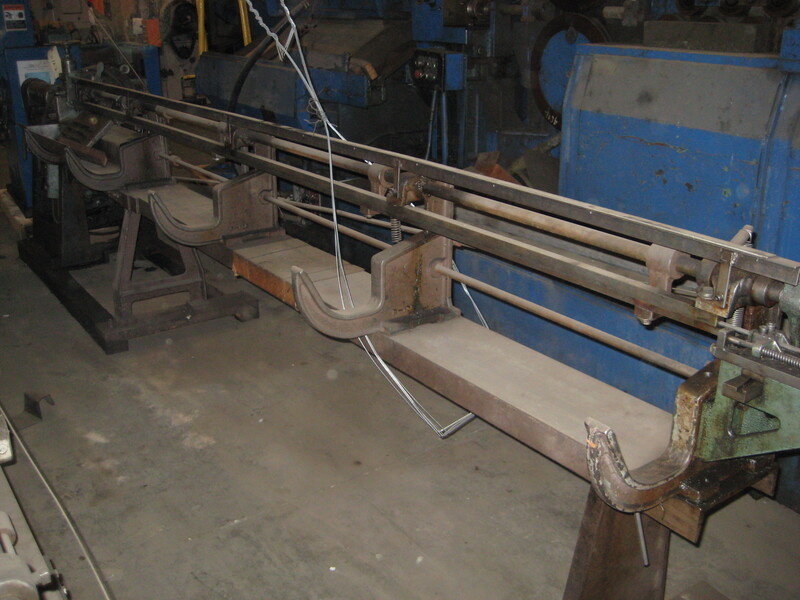 1/4" Lewis #2-C, wire straightener & cutoff machine, 12' runout rack, 100 FPM, 2 HP - Image 1