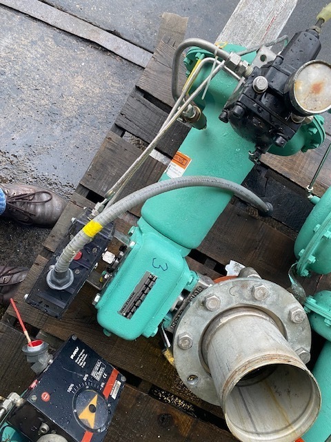 6" Dezurik #9419256, high performance BHP style butterfly control valve, size 6-lI - Image 1