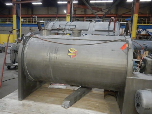 Scott #SPM487SS, 1200 liter Stainless Steel jacketed cooling mixer, 48" dia. x 84" long chamber - Image 8