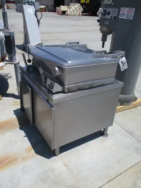 Market Forge #1500, Electric Braising Tilt Skillet - Image 1