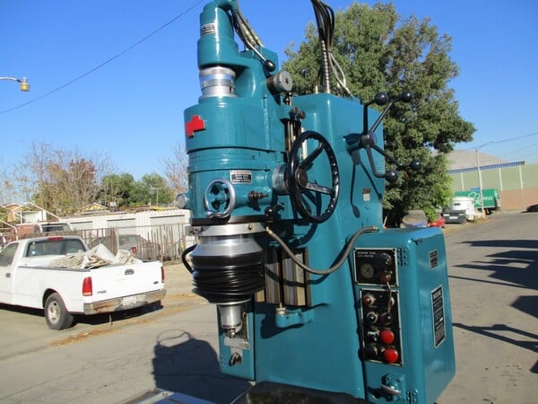 Moore #2, jig grinder, 10" x19"table, 10-1/2"x16-1/2"table movement, 3-5/8" spindle, 0-120 stroke - Image 3