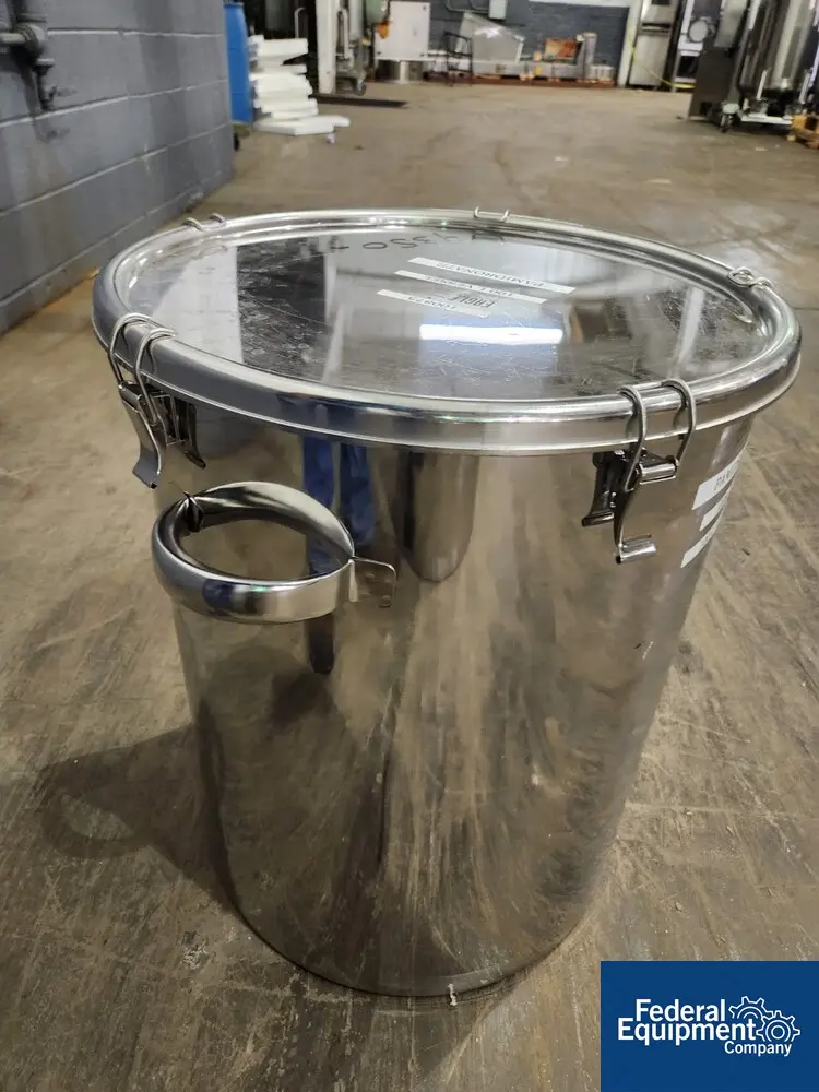 26 gallon Eagle Stainless Tank, Model CTH-47-H, 316L Stainless Steel, 18" diameter x 23" straight side, flat - Image 4