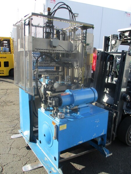 MPC #140 Stator end turn frame blocker / hydraulic vertical stator press, 1998 - Image 8