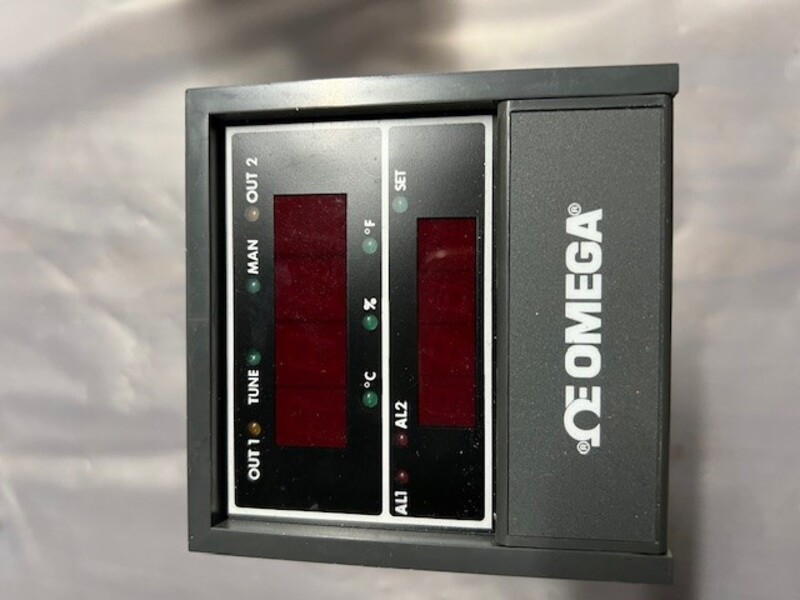 Omega Design Engineering, Inc. #CN3202-P1-DC1-DC2, Digital Temperature Controller - Image 2