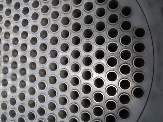 258 sq.ft., 101 psi shell, Aztech Heat Exchanger, FV / 116 psi @ 212 deg. F. Stainless Steel tube - Image 8
