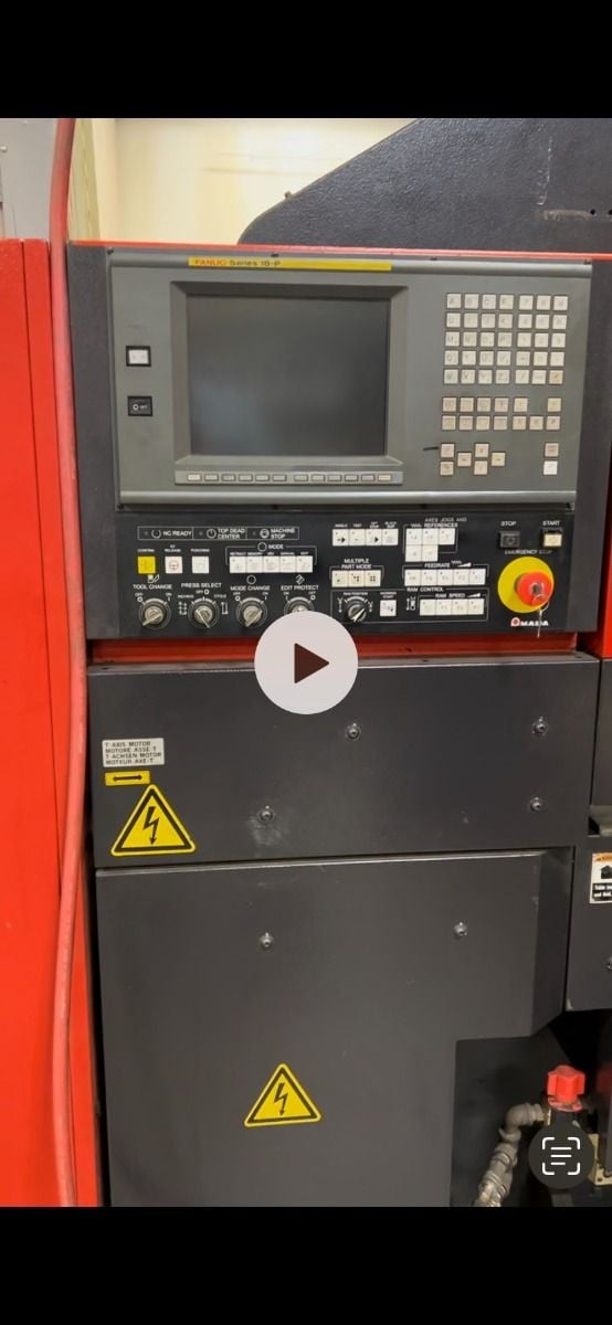 22 Ton, Amada #Vipros-255, Fanuc 18P, 31 station, 3 automatic index, 50" x100" sheet, electro-hyd servo ram - Image 2