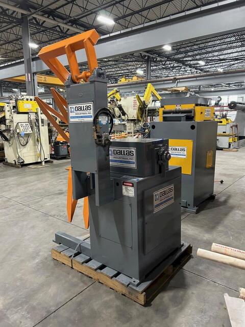 4000 lb. Dallas #81923, reel & straightener comb., 18" W x .093" stock, 60" outside dimension, 16"-21" ID - Image 8