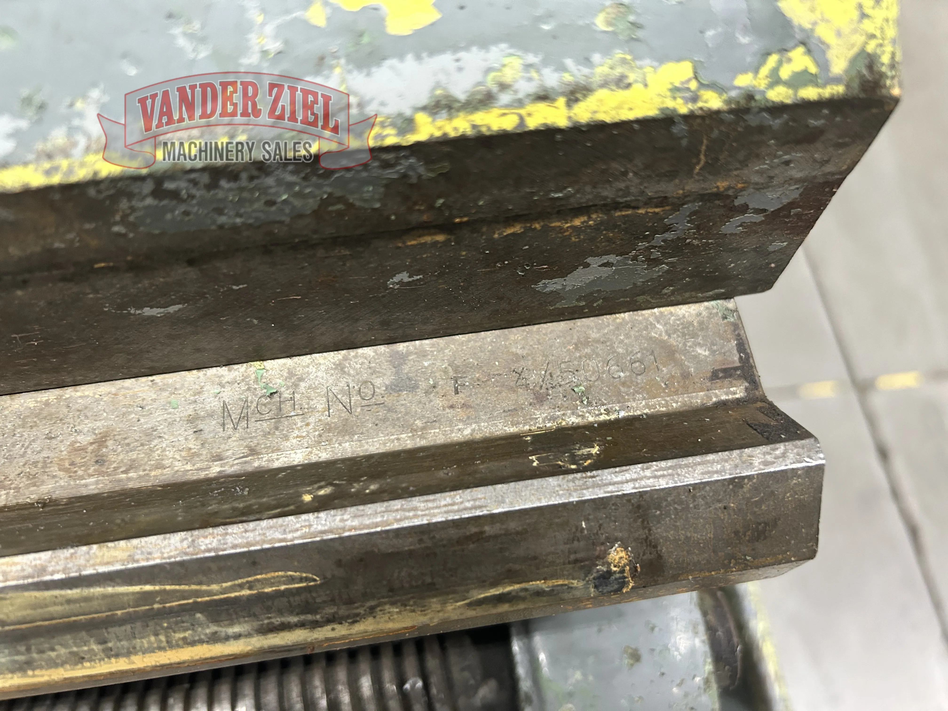 15" x 30" Clausing, engine lathe, serial #4/50661, #16802 - Image 9