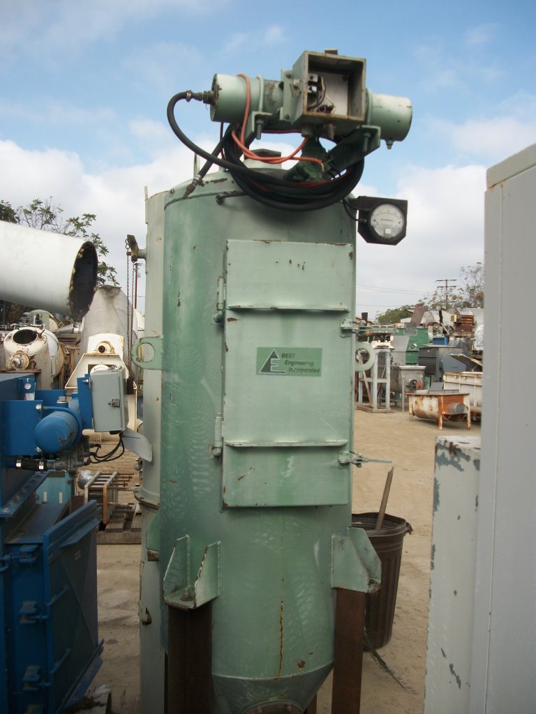 Best Engineering Corp, Dust Collector, 24" diameter x 56" tall unit, (7) 6" diameter x 4' L bags, 2" - Image 4