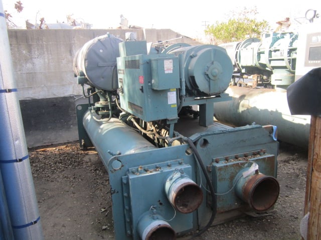 250 Ton, York #YSCACAs2-CJD, Liquid Screw Chiller, R22, 150/300 PSI, 218 HP, 3600 RPM, 460 V. - Image 2