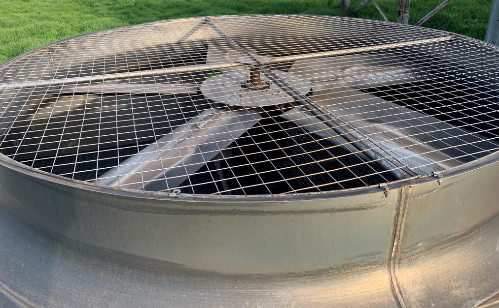 674 Ton, Evapco #AT-29824, Dual Cell Cooling Tower, Stainless Steel (2) 9' width x 12' L x 13' tall Cell - Image 10