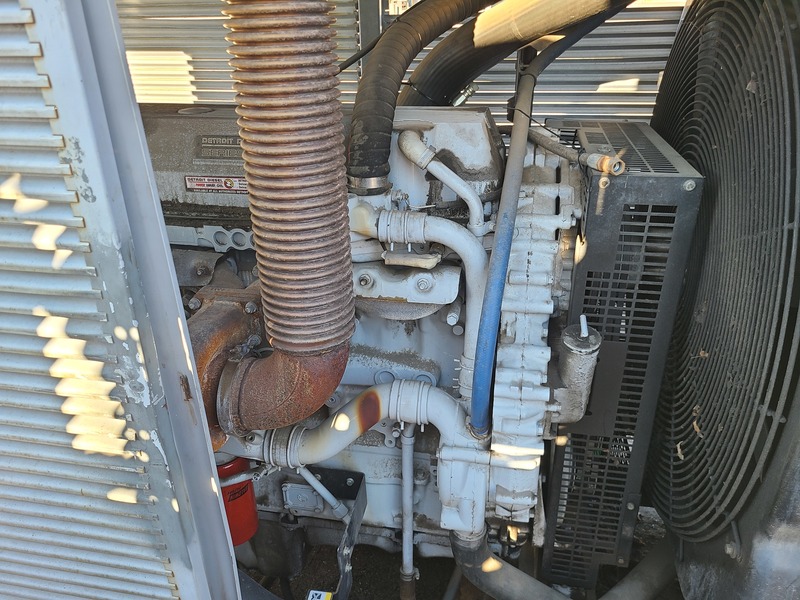 Spectrum Detroit #350SE Series 60, diesel generator, 120/240 Volts, 15884 hours, 1999 - Image 2